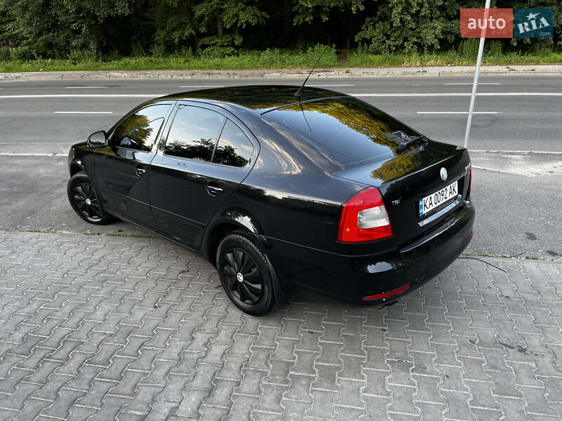 Лифтбек Skoda Octavia 2010 в Киеве