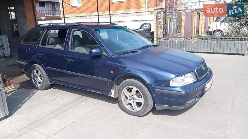 Универсал Skoda Octavia 2000 в Переяславе