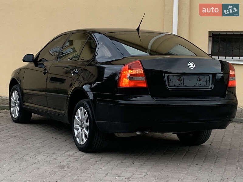 Лифтбек Skoda Octavia 2007 в Трускавце