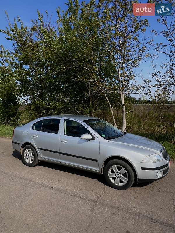 Лифтбек Skoda Octavia 2008 в Житомире
