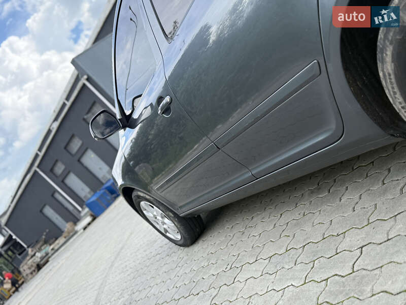 Универсал Skoda Octavia 2009 в Стрые