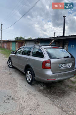 Універсал Skoda Octavia 2012 в Переяславі