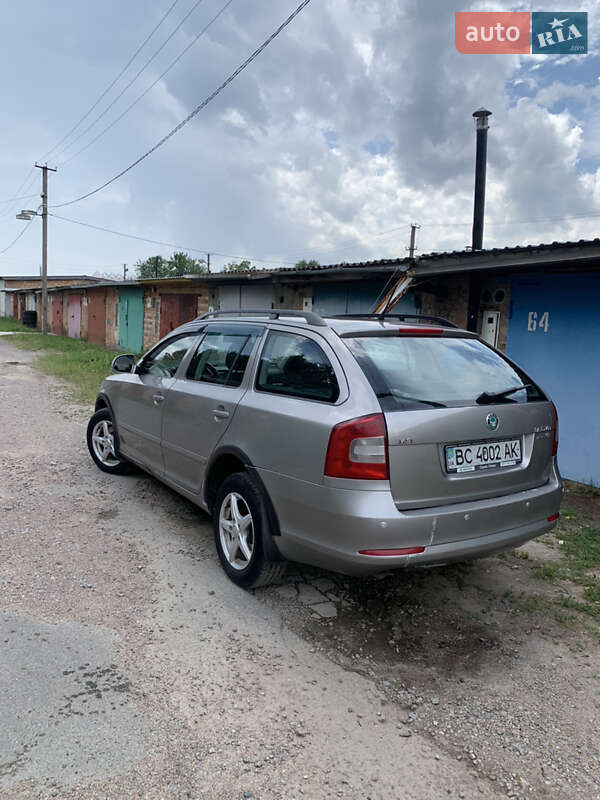 Универсал Skoda Octavia 2012 в Переяславе