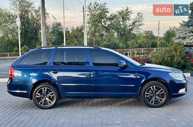 Универсал Skoda Octavia 2011 в 