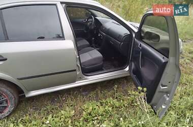Лифтбек Skoda Octavia 2008 в 