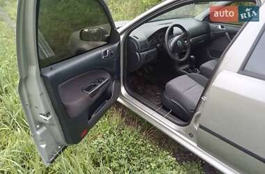 Лифтбек Skoda Octavia 2008 в 