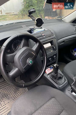 Универсал Skoda Octavia 2010 в 