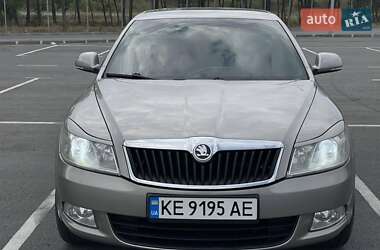 Лифтбек Skoda Octavia 2012 в 
