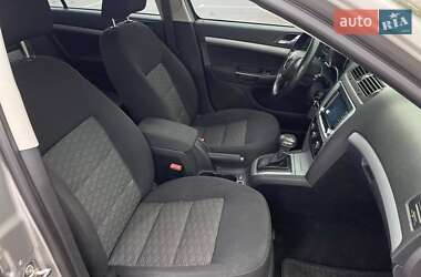 Лифтбек Skoda Octavia 2012 в 