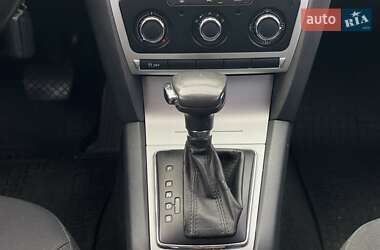Лифтбек Skoda Octavia 2012 в 
