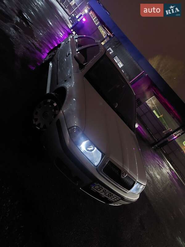 Лифтбек Skoda Octavia 2001 в Чернигове