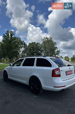 Универсал Skoda Octavia 2010 в 