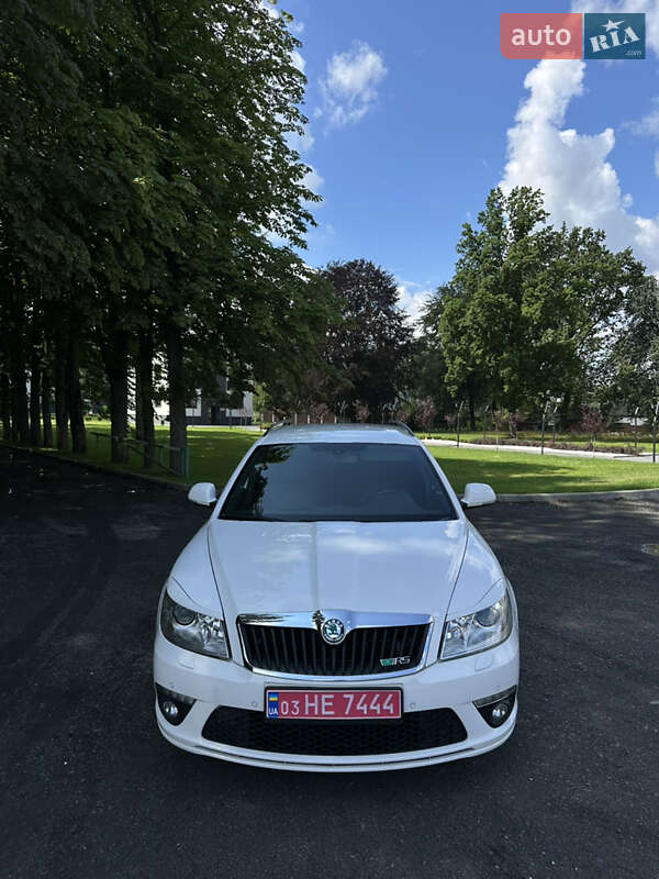 Универсал Skoda Octavia 2010 в Луцке