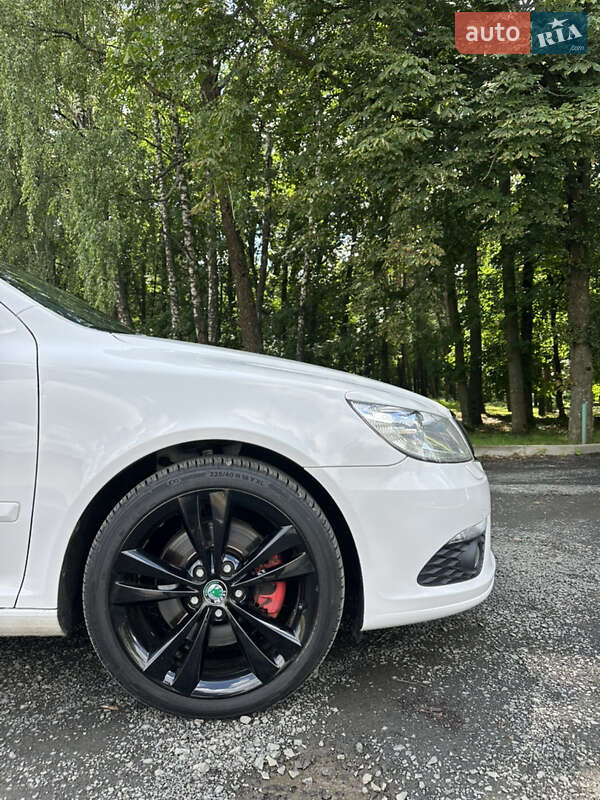 Универсал Skoda Octavia 2010 в Луцке
