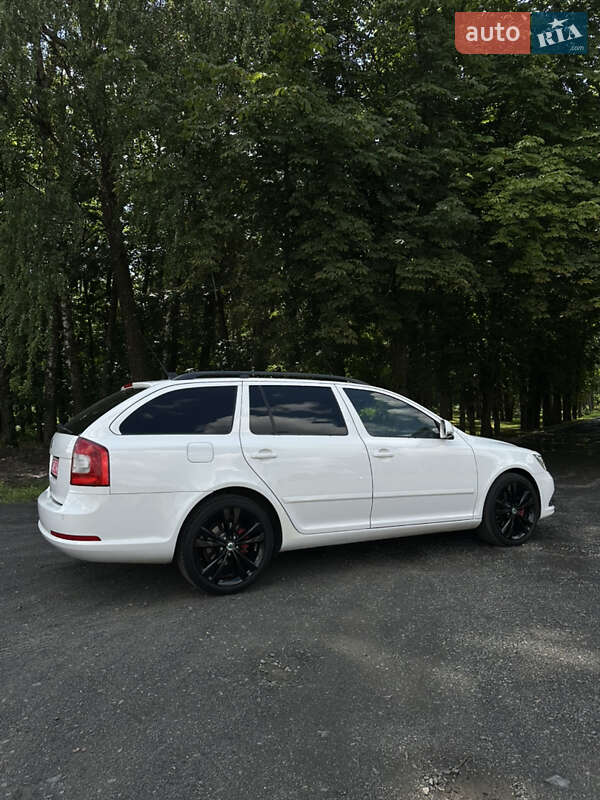 Универсал Skoda Octavia 2010 в Луцке