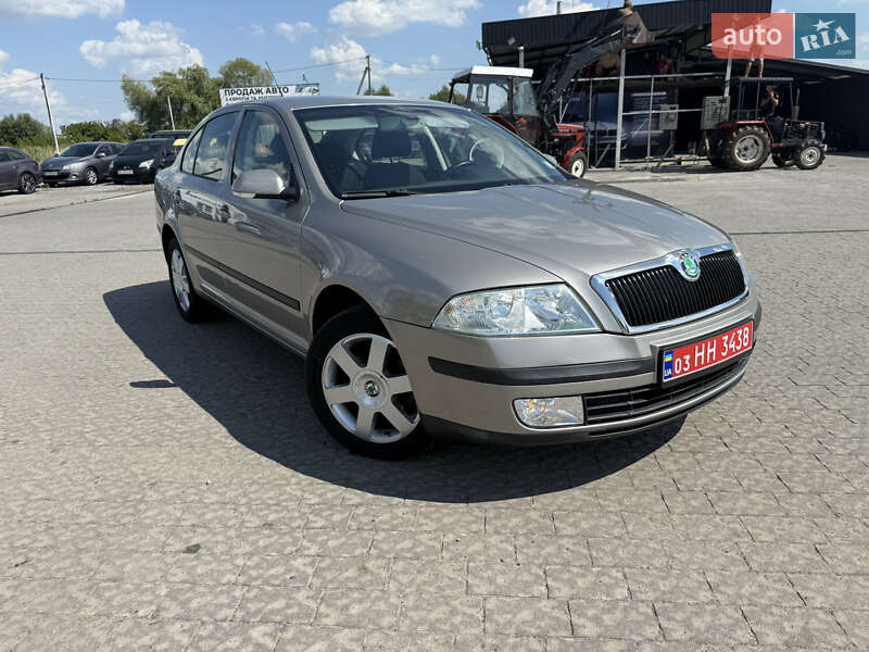 Лифтбек Skoda Octavia 2006 в Львове