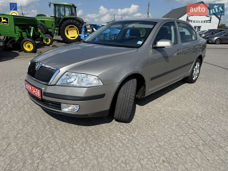 Лифтбек Skoda Octavia 2006 в Львове