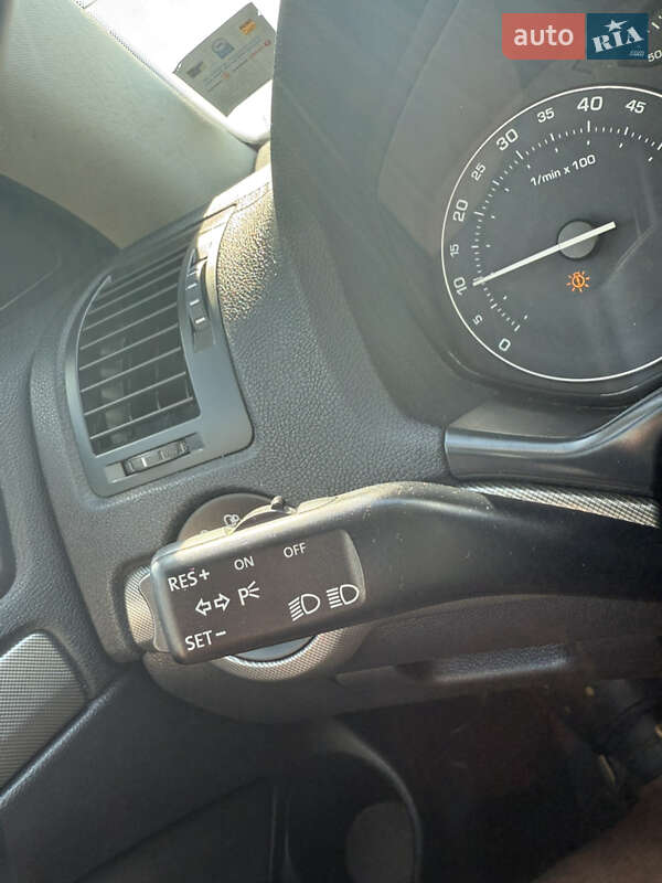 Лифтбек Skoda Octavia 2006 в Львове