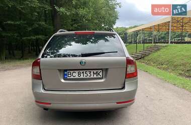 Універсал Skoda Octavia 2011 в 