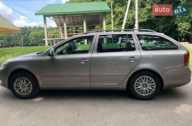 Універсал Skoda Octavia 2011 в 