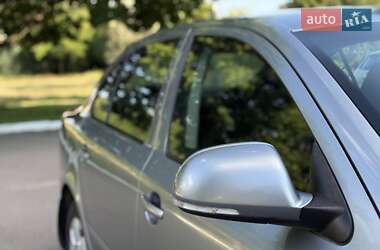 Лифтбек Skoda Octavia 2012 в 