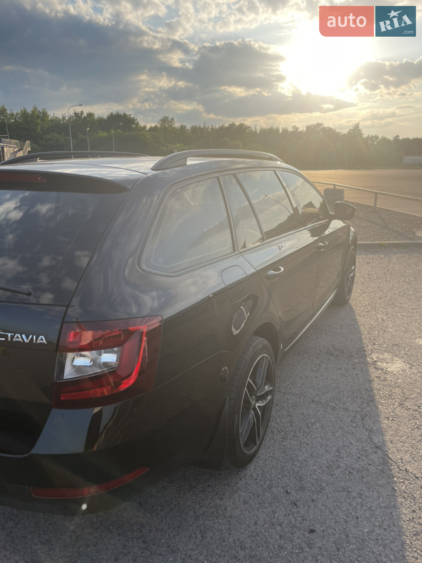 2017 Skoda Octavia - мініатюра 2
