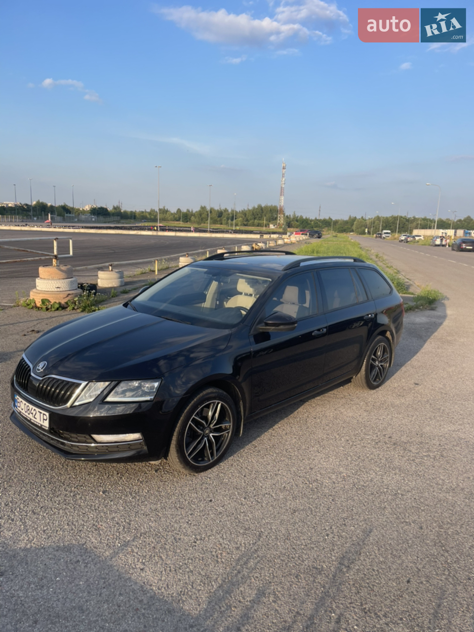 2016 Skoda Octavia - мініатюра 26