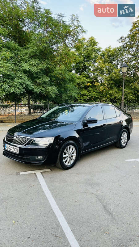 Лифтбек Skoda Octavia 2017 в Подгородном