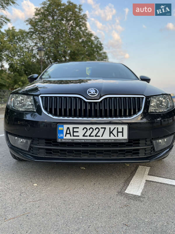 Лифтбек Skoda Octavia 2017 в Подгородном