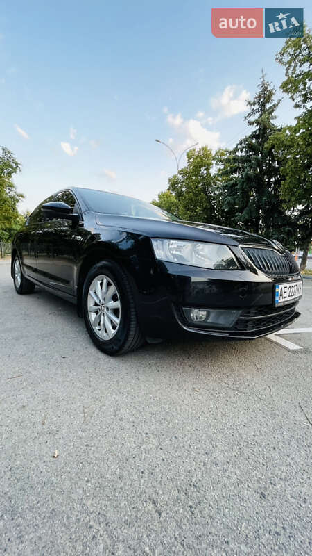 Лифтбек Skoda Octavia 2017 в Подгородном
