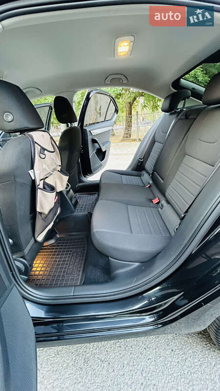 Лифтбек Skoda Octavia 2017 в Подгородном