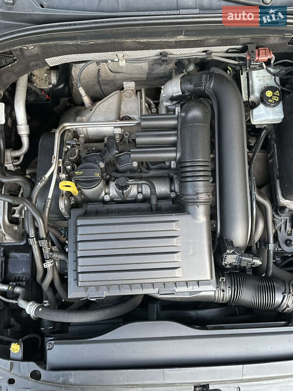 Лифтбек Skoda Octavia 2017 в Подгородном