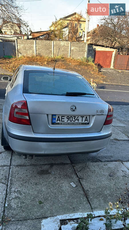 Ліфтбек Skoda Octavia 2008 в Дніпрі