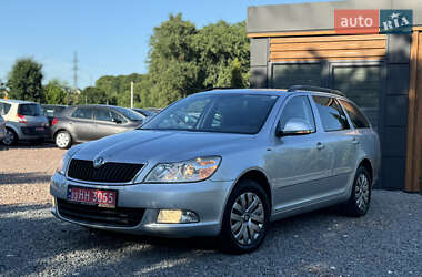 Універсал Skoda Octavia 2012 в Дрогобичі