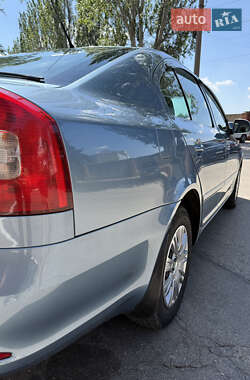 Лифтбек Skoda Octavia 2009 в 