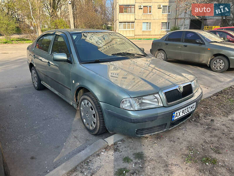 Лифтбек Skoda Octavia 2002 в Харькове