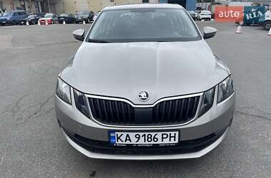 Ліфтбек Skoda Octavia 2019 в 