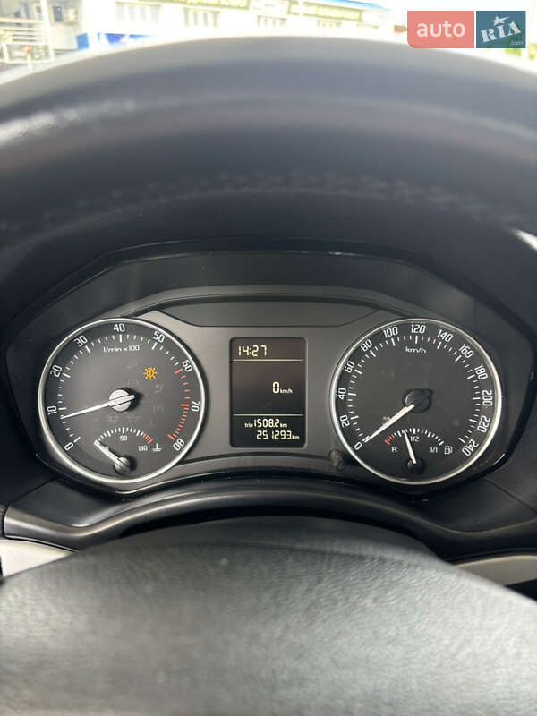 Лифтбек Skoda Octavia 2011 в Хмельницком