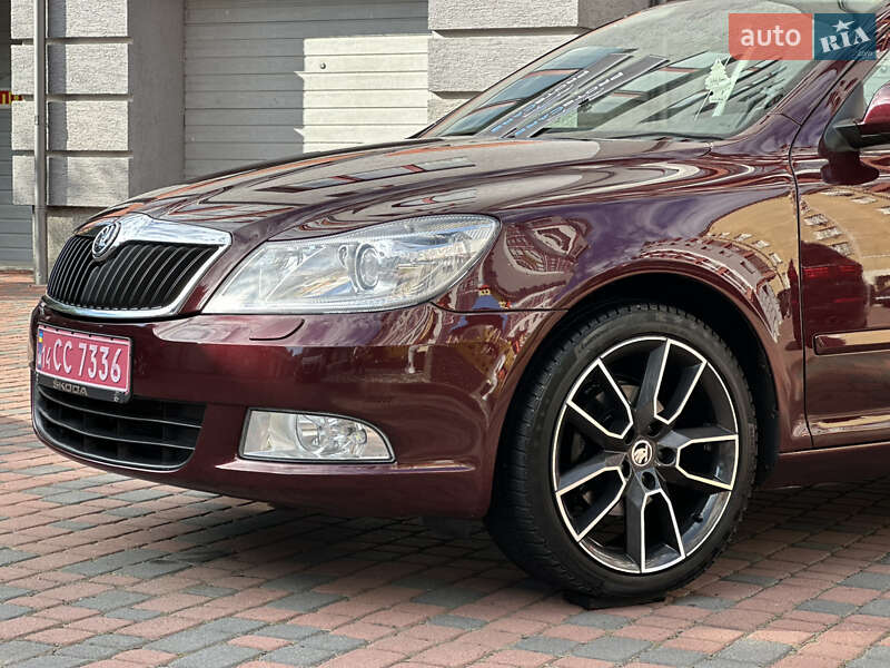 Лифтбек Skoda Octavia 2010 в Ивано-Франковске