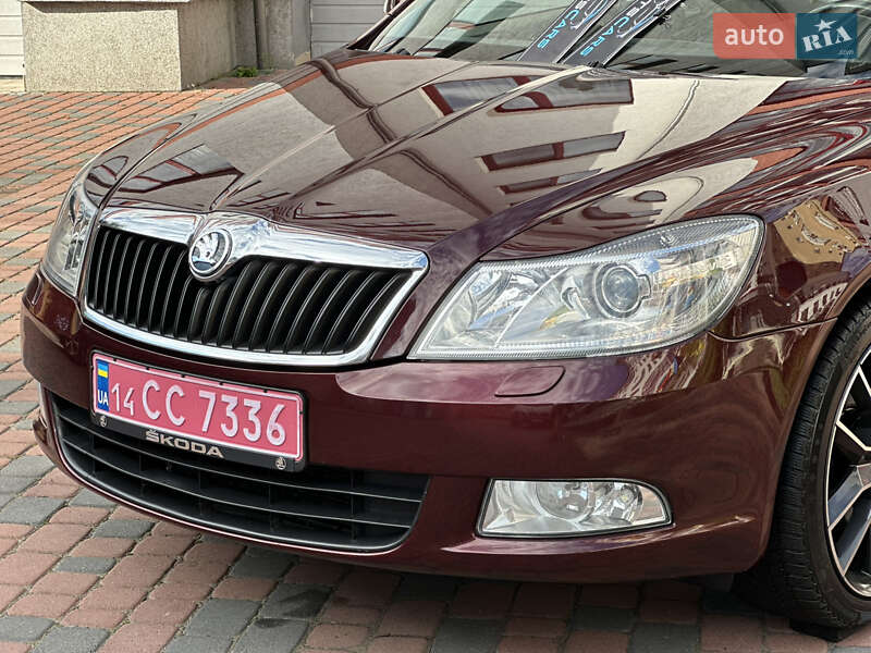Лифтбек Skoda Octavia 2010 в Ивано-Франковске