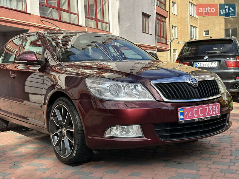 Лифтбек Skoda Octavia 2010 в Ивано-Франковске