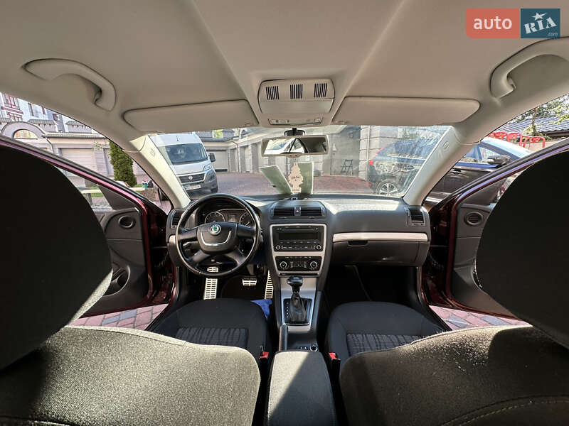 Лифтбек Skoda Octavia 2010 в Ивано-Франковске