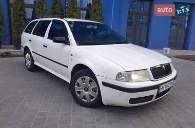 Універсал Skoda Octavia 2002 в Одесі