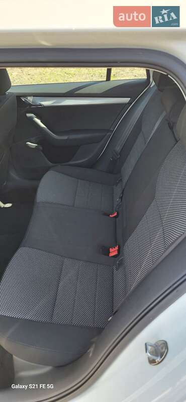 Универсал Skoda Octavia 2013 в Луцке