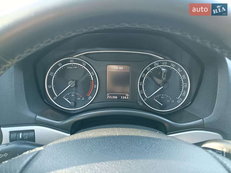 Универсал Skoda Octavia 2010 в Виннице
