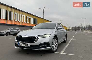 Лифтбек Skoda Octavia 2021 в Киеве