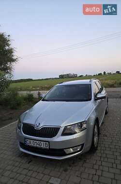 Универсал Skoda Octavia 2015 в Умани