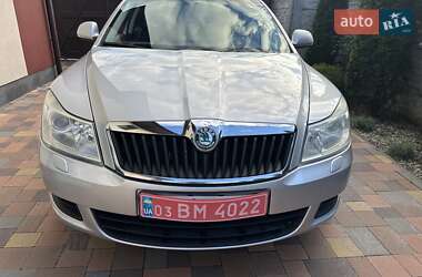 Универсал Skoda Octavia 2009 в Киеве