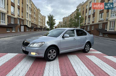 Лифтбек Skoda Octavia 2011 в 