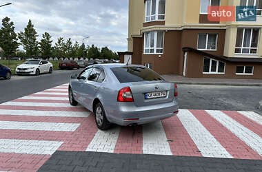 Лифтбек Skoda Octavia 2011 в 